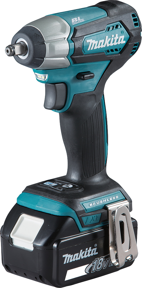 Makita DTW251RMJ Avvitatore A Impulsi 18V 4,0 Ah – 230 Nm – 2 Batterie BL1840 + Caricabatterie – Custodia Makpac